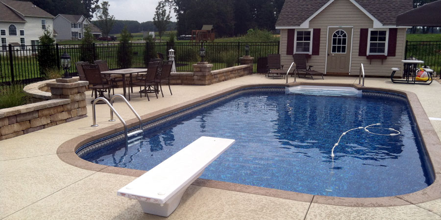 a George Neiderer Custom Outdoor Pool